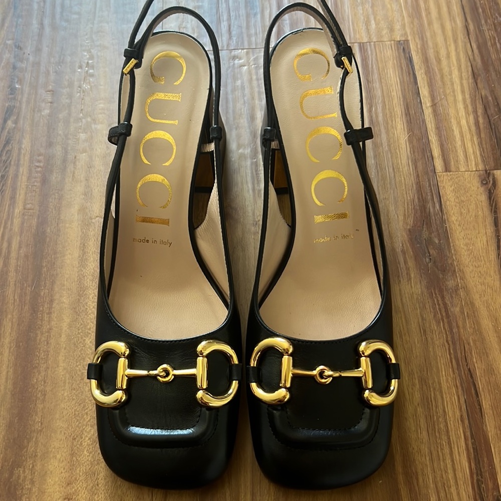 Gucci heels 37.5